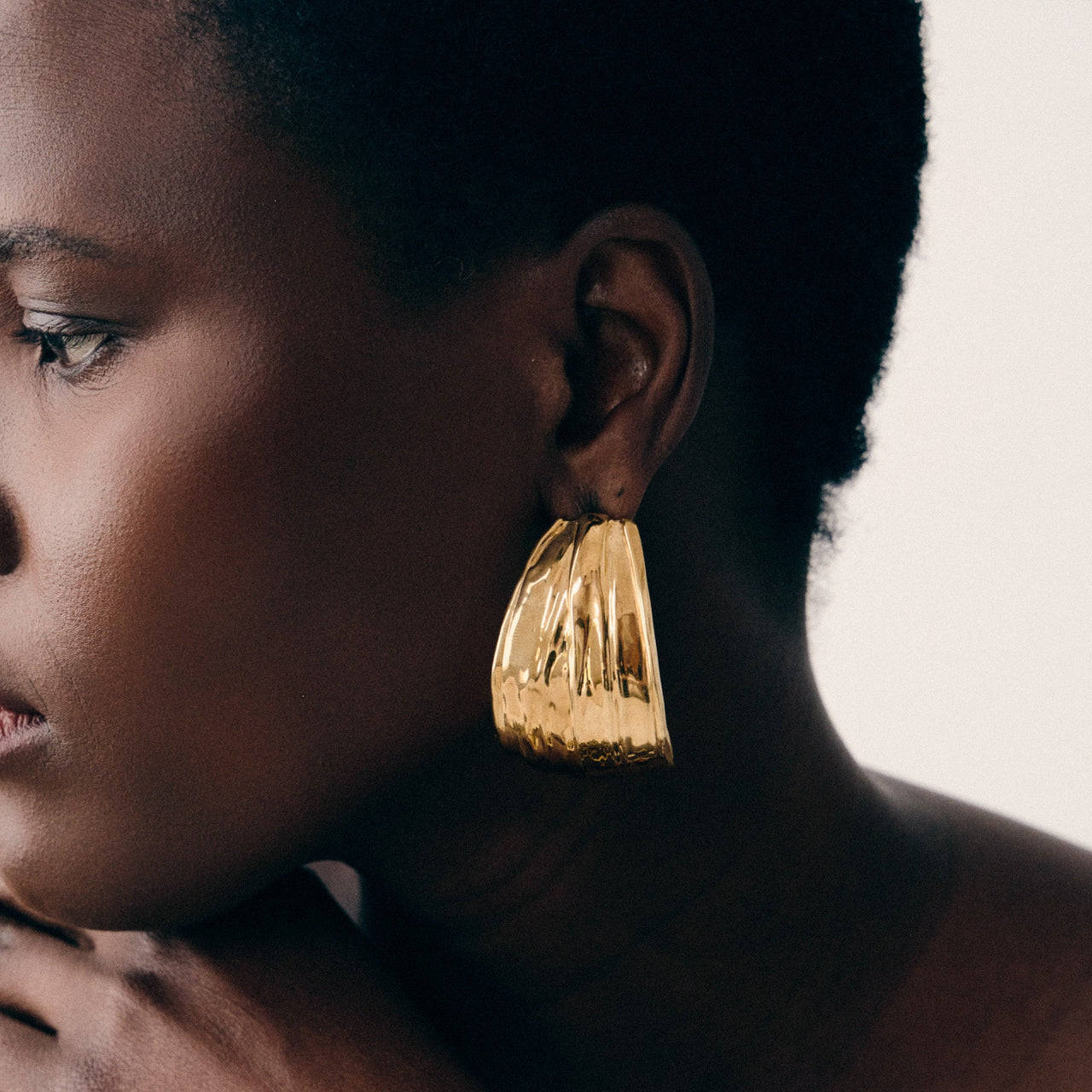 Large Petal Hoops - Gold